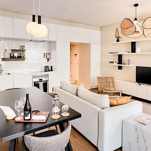 Ando Living - Augusta House Appartement